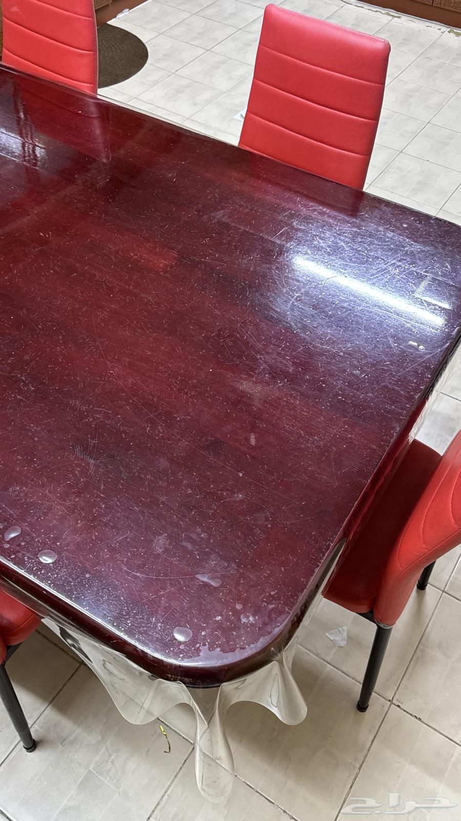 Dining table64453889376514111