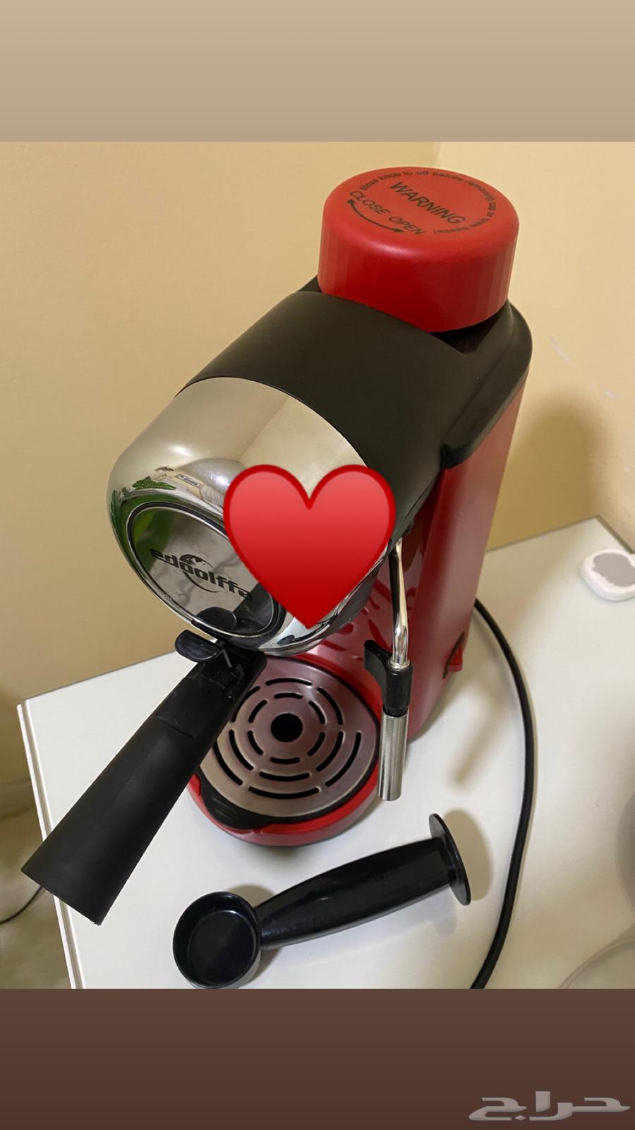 Coffee machine with milk steaming function64455741432961112