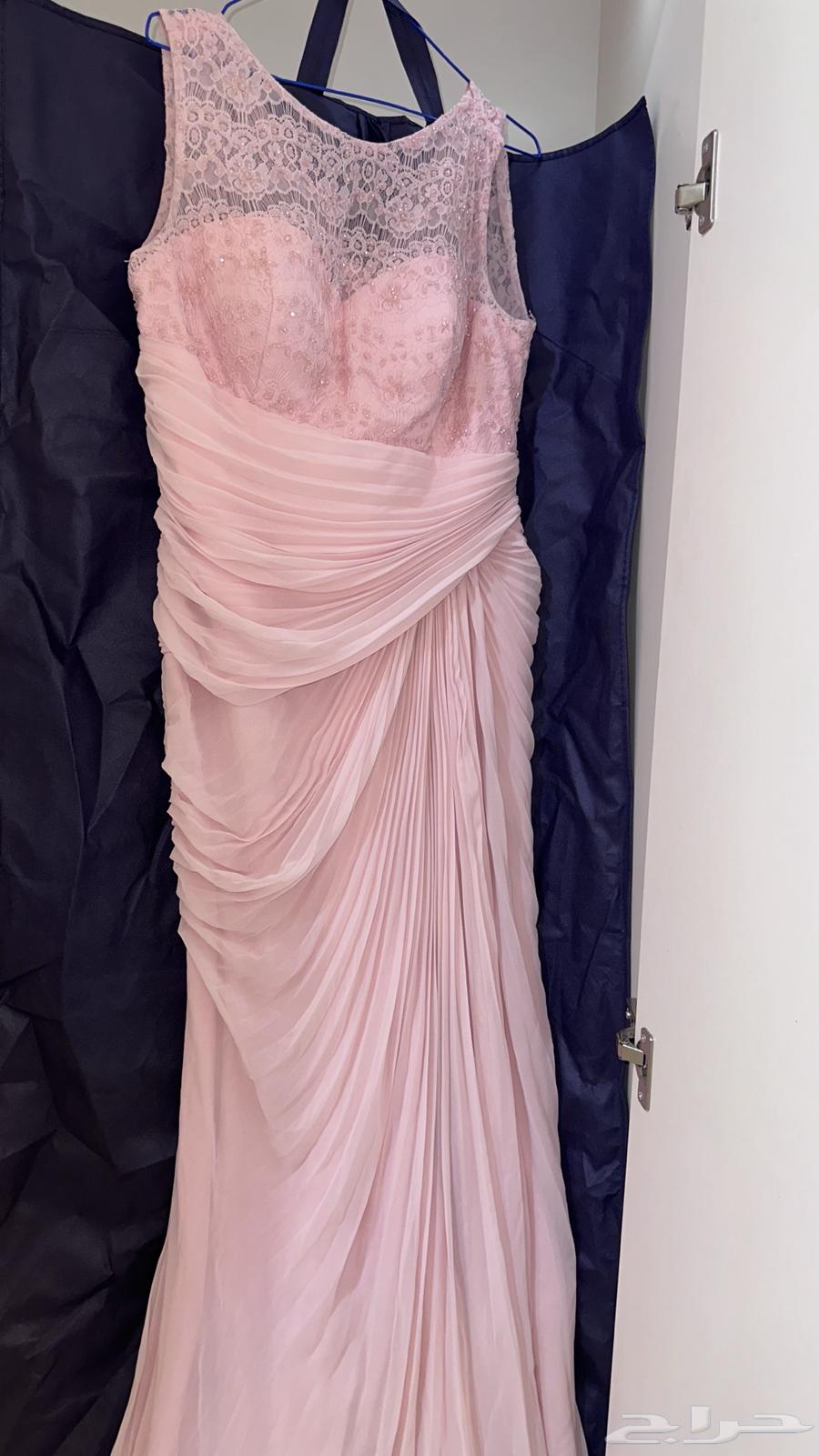 فستان سهرة ناعم و بسيط في اللبس يجنن   سعر البيع 80064451796213251111