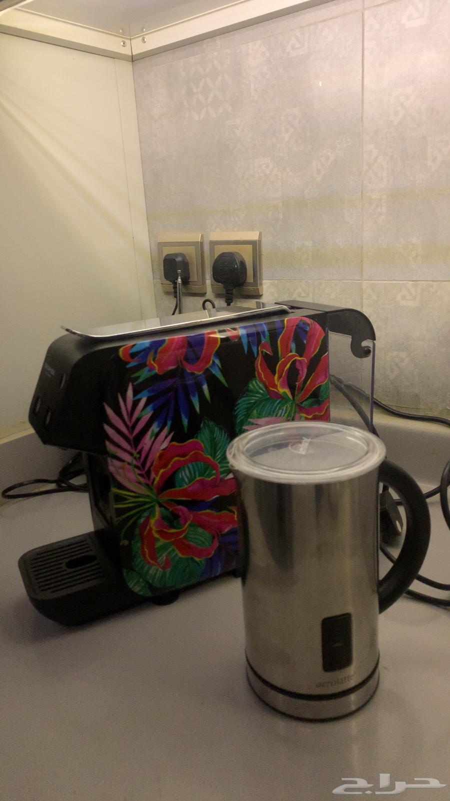 Nespresso Coffee Machine with Milk Frother64451565967746111