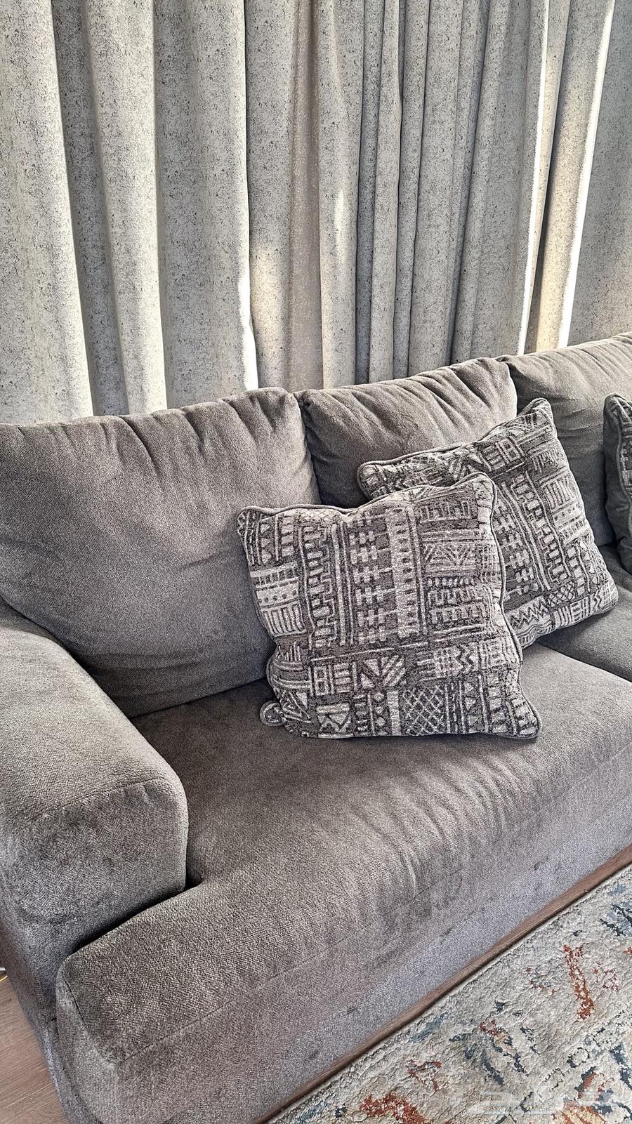 كنب اشلي64453407742210112