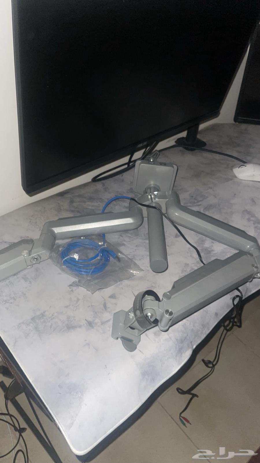 Dual monitor stand64456817967361111