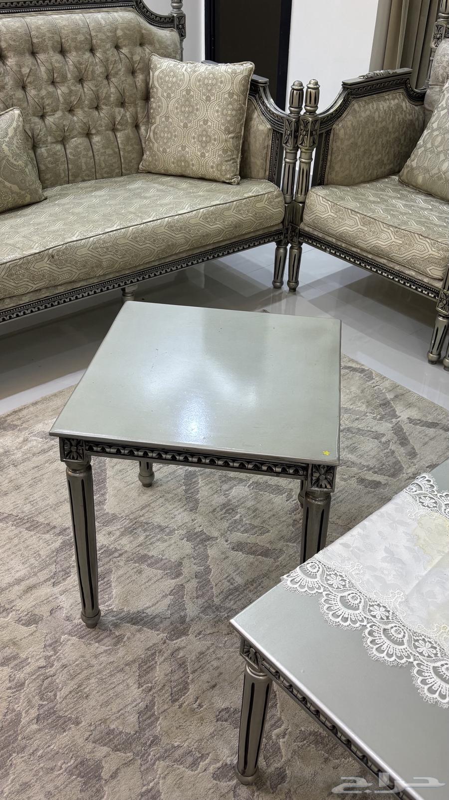 Luxurious sofa set, very clean used, price negotiable64456872517506110