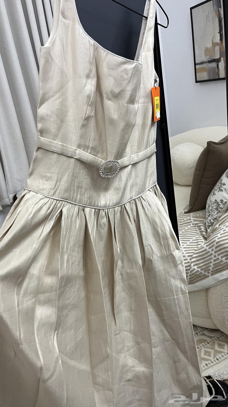 فساتين للبيع 100 و5064455222531714110