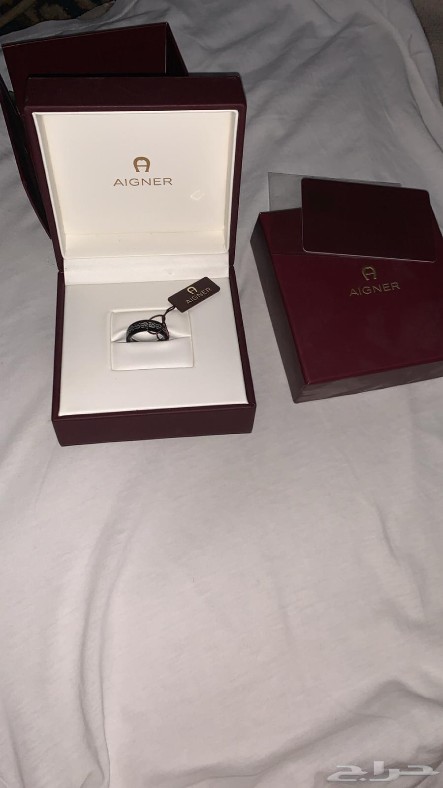 New double gold ring, size 664451796174721111