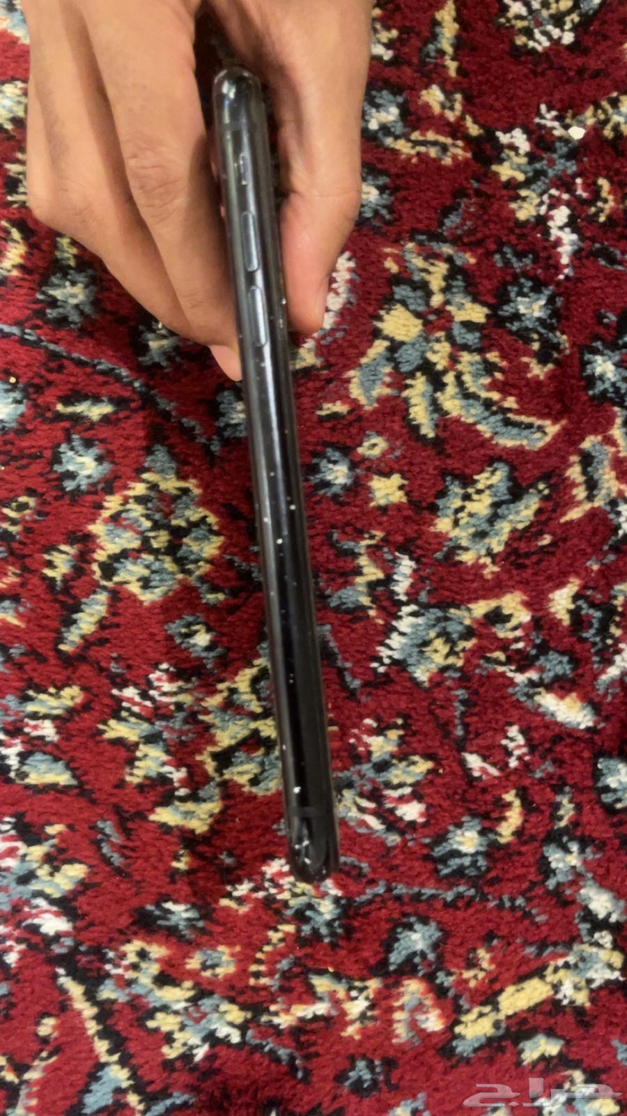 iPhone XR64456571912962112