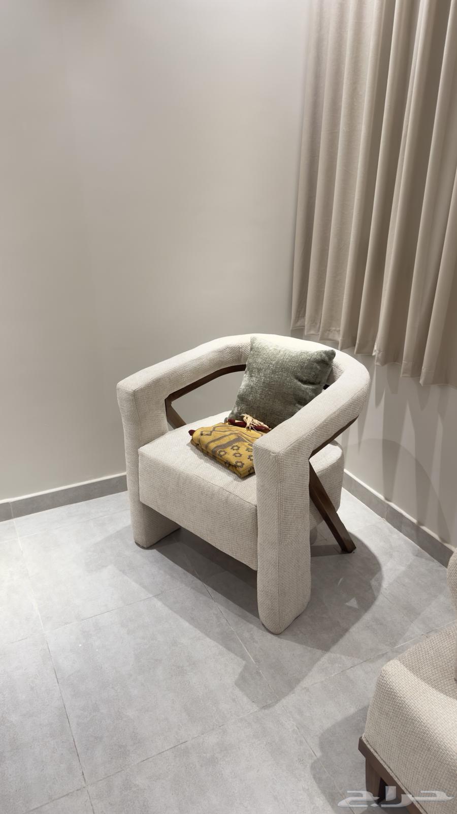 Sofa64453256870146112