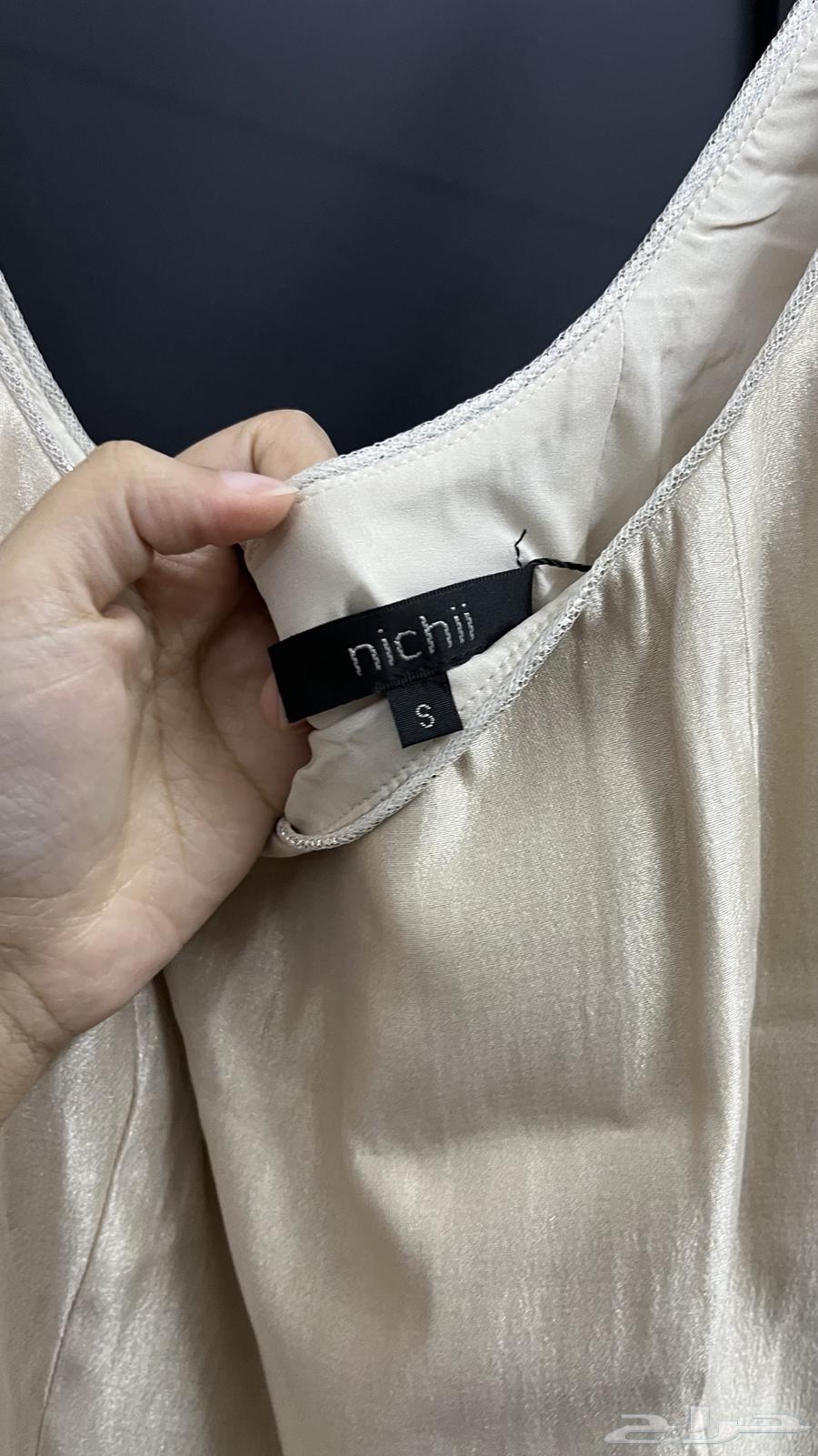 فساتين للبيع 100 و5064455222531714111