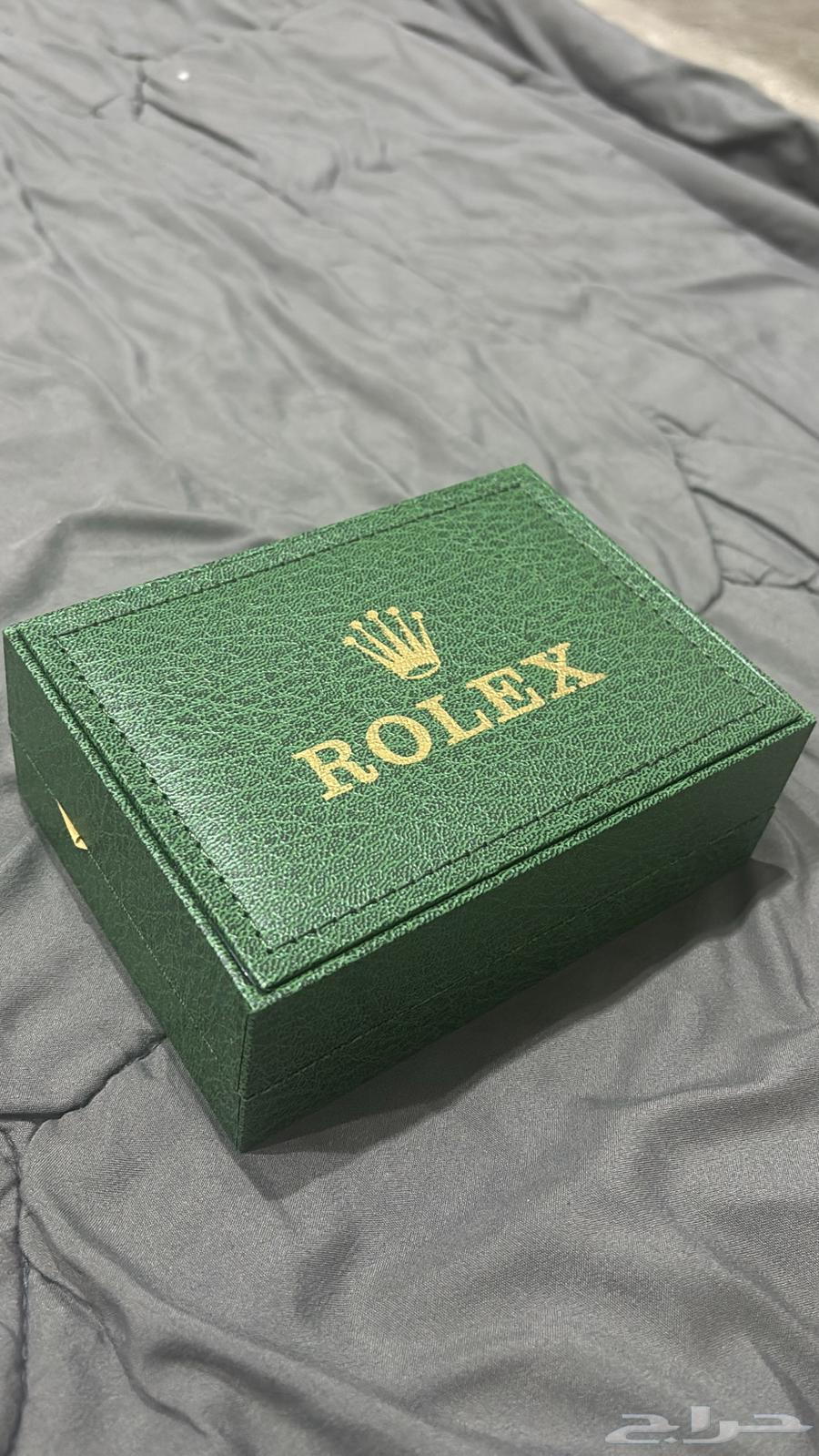 Used Rolex-like watch worn only a few times, approximately four times only64450225111938114
