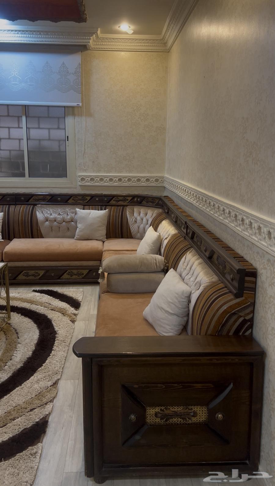 كنب مستخدم للبيع64449902562179110