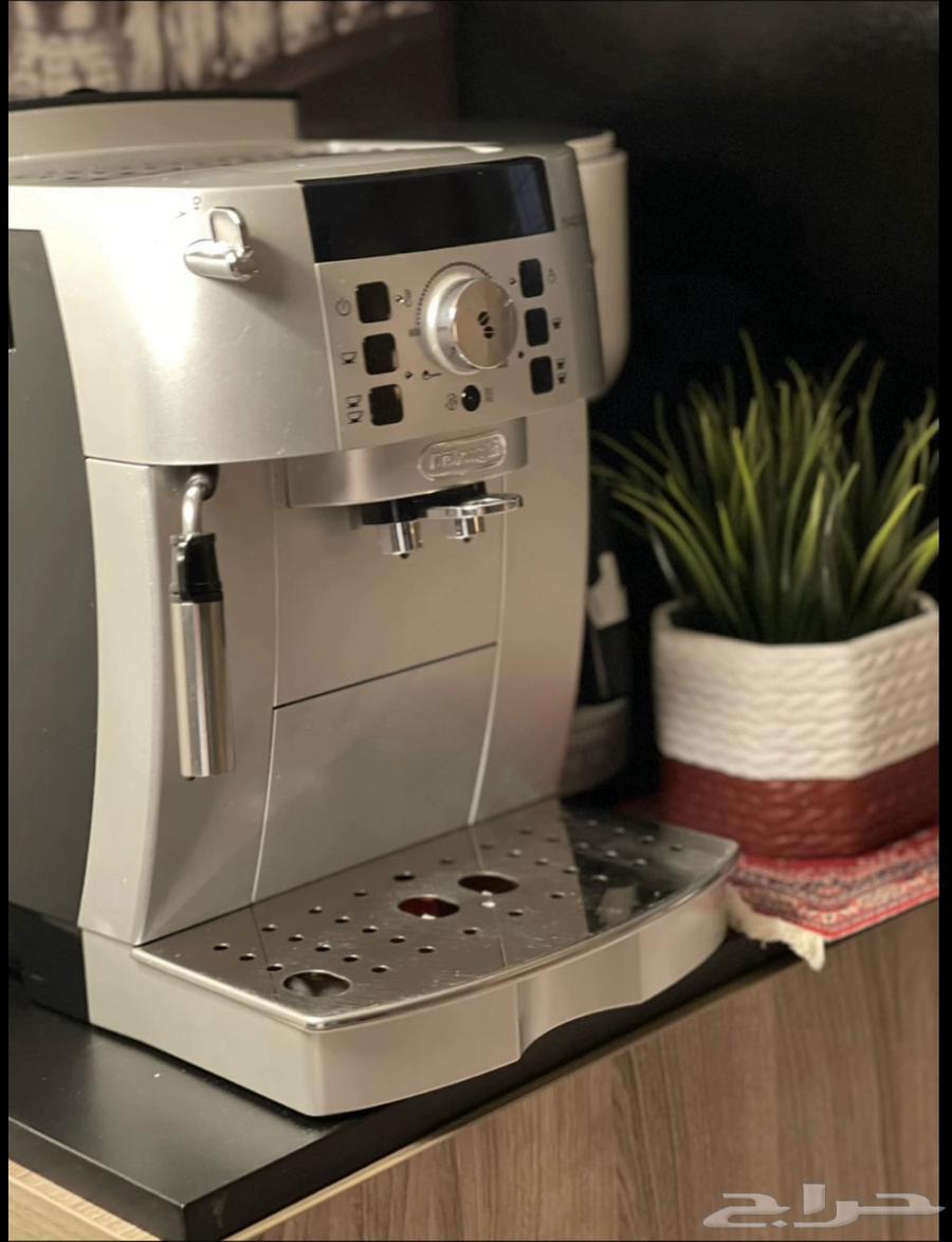جهاز اله قهوه ديلونجي استخدام نظيف للبيع64453188313345110