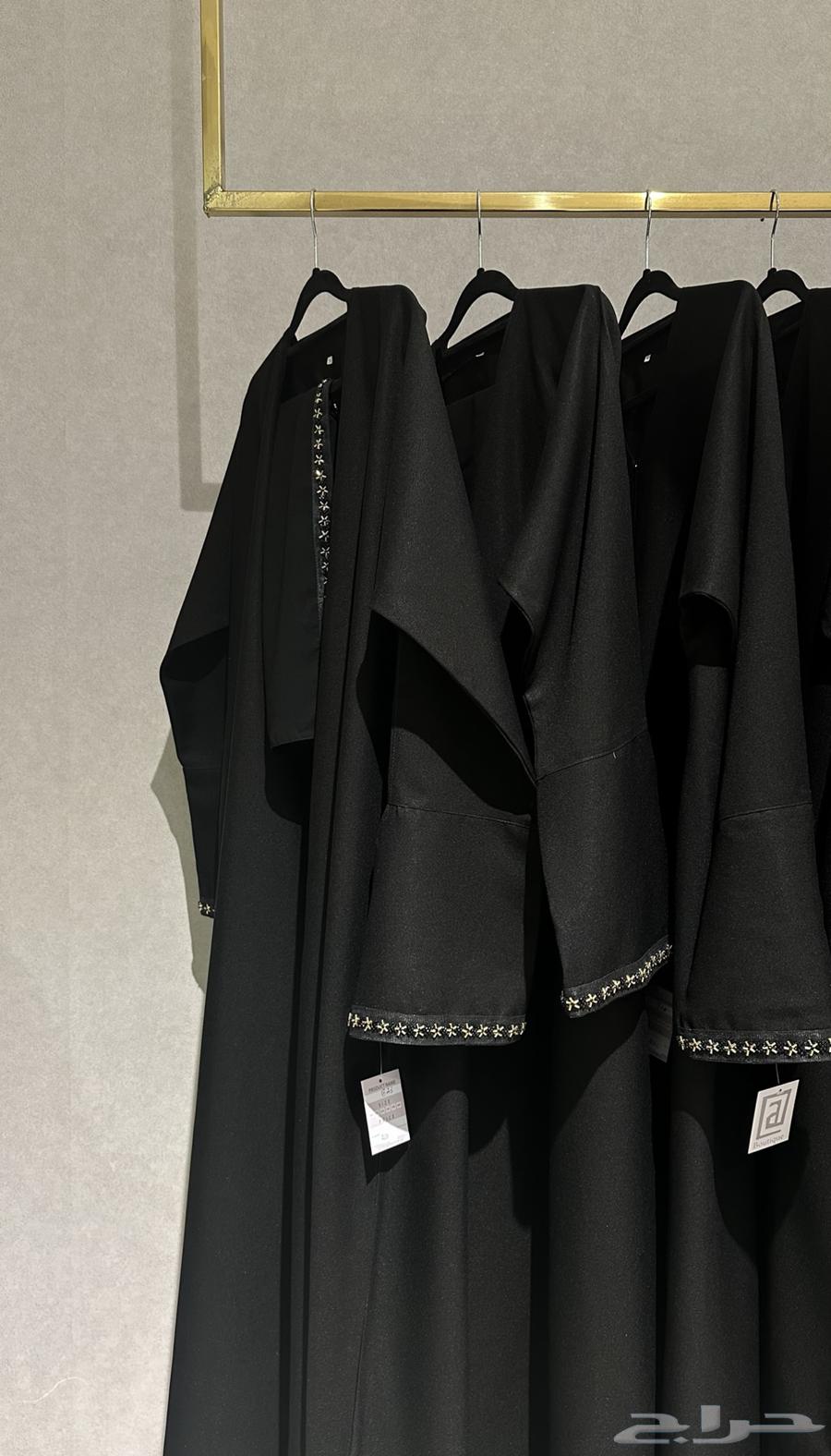 عبايات للبيع والتقبيل64450118525186112