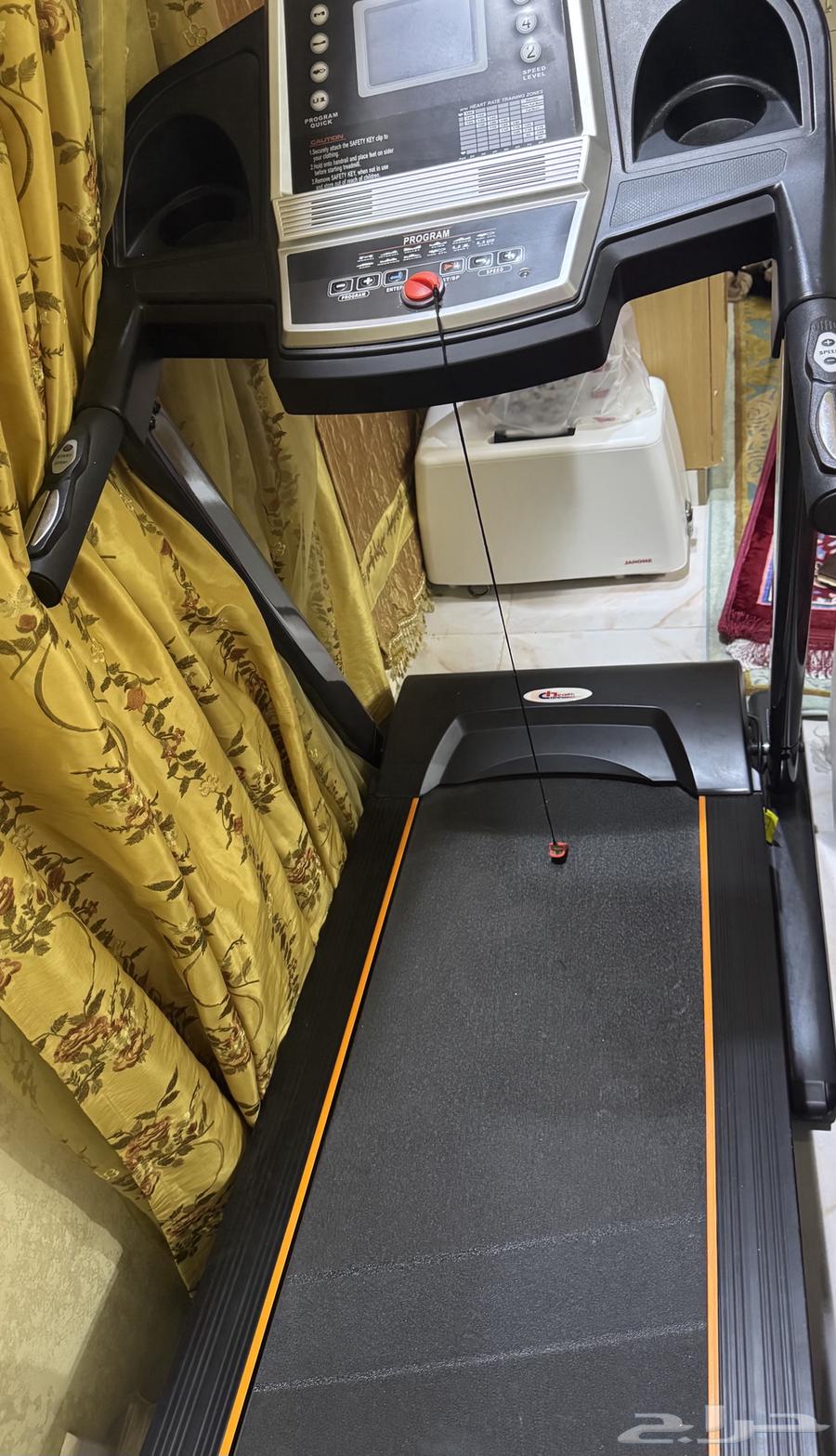 New treadmill, lightly used64449915917954110