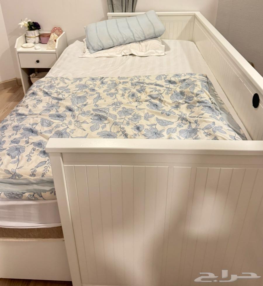 Double bed and sofa at the same time64455700434563110