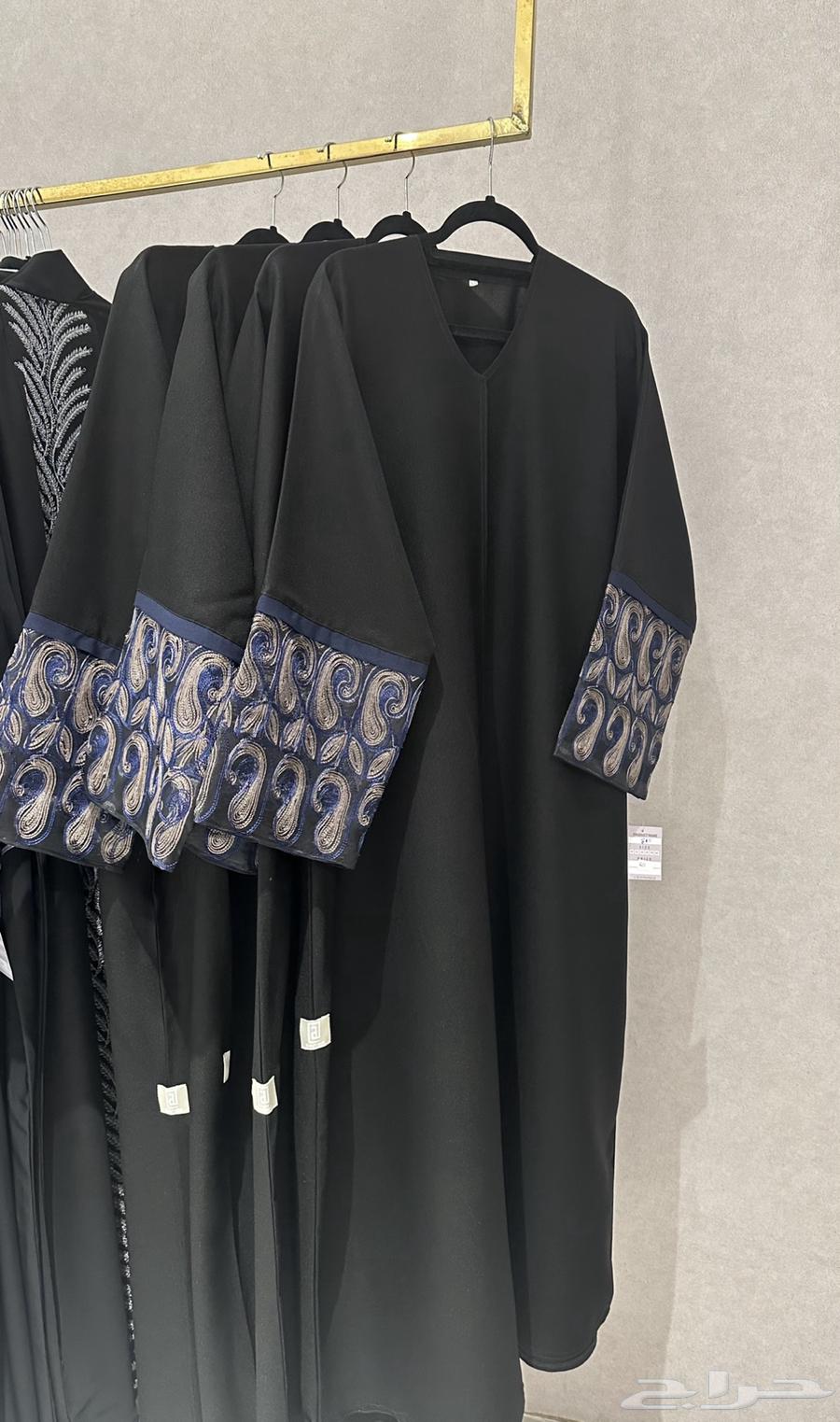 عبايات للبيع والتقبيل64450118525186114