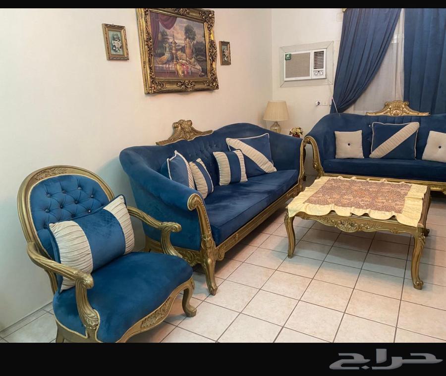 كنب كلاسيكي فاخر من الاخر للبيع بجده64450611407491114