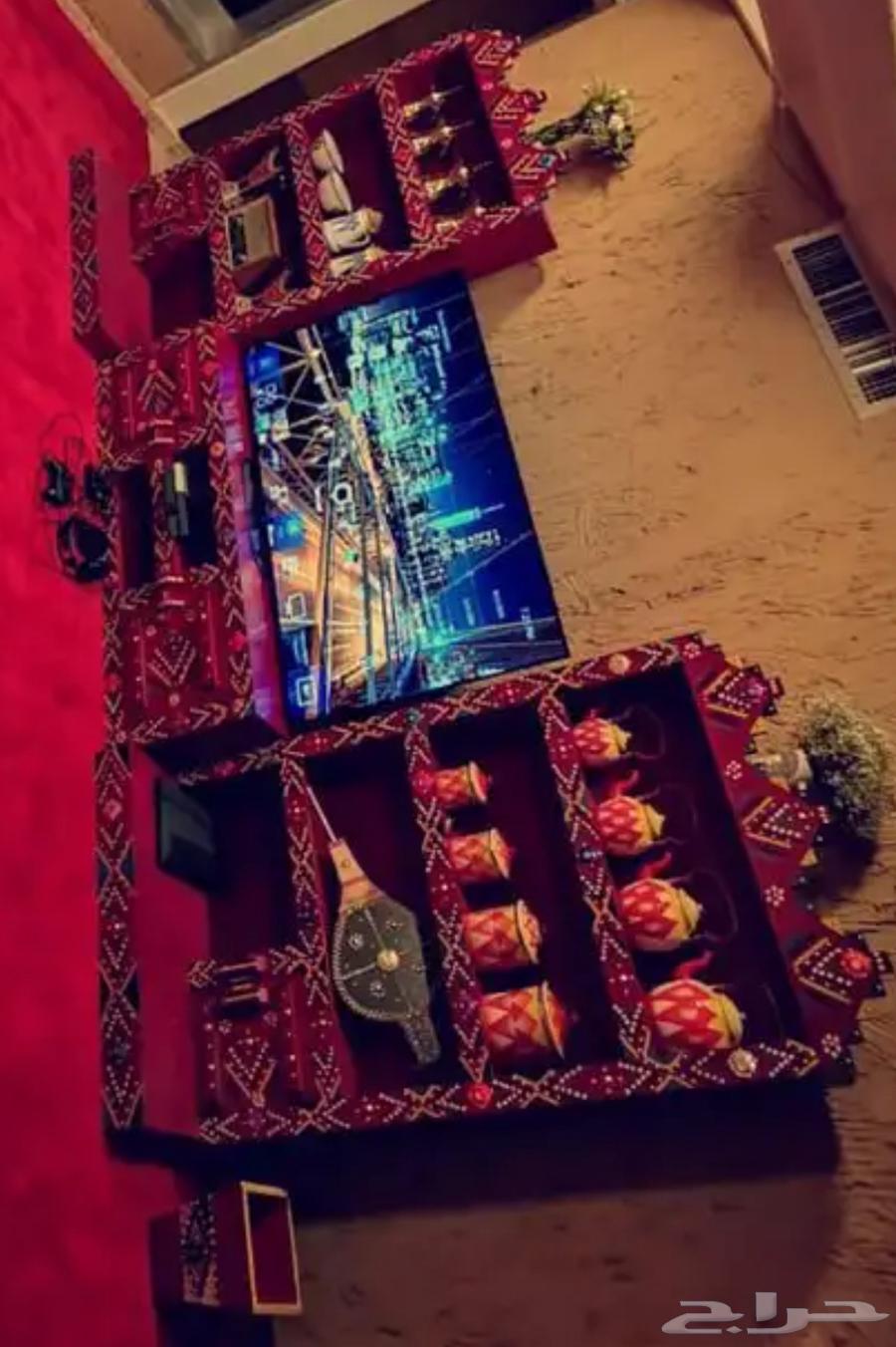 كمر دولاب دلال تراثي مع طاولة تلفزيون64452888819074110