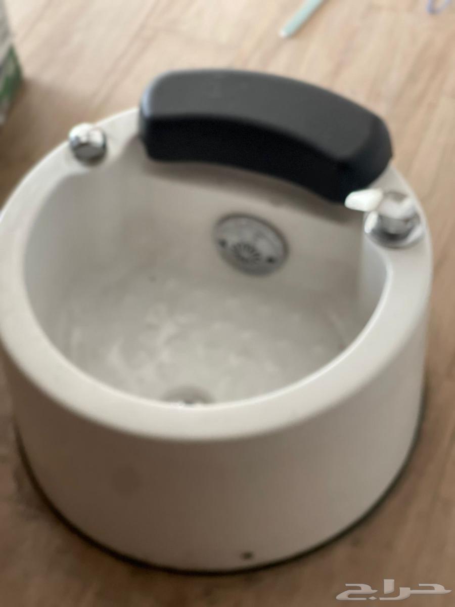 بخار للساونا وحوض باديكير جاكوزي64452970422531110