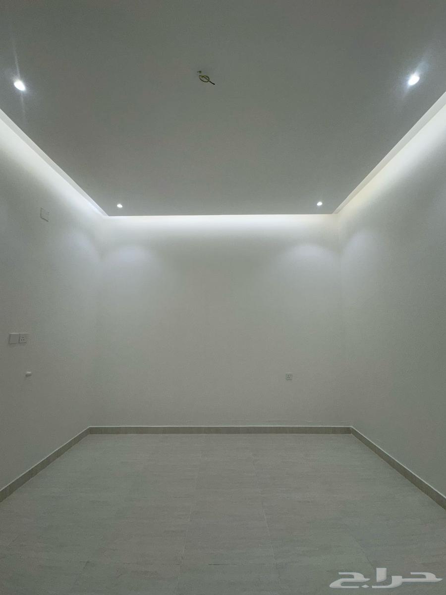 Ground floor apartment with car entrance in Al-Hayam district, only 580,00064142593425282112