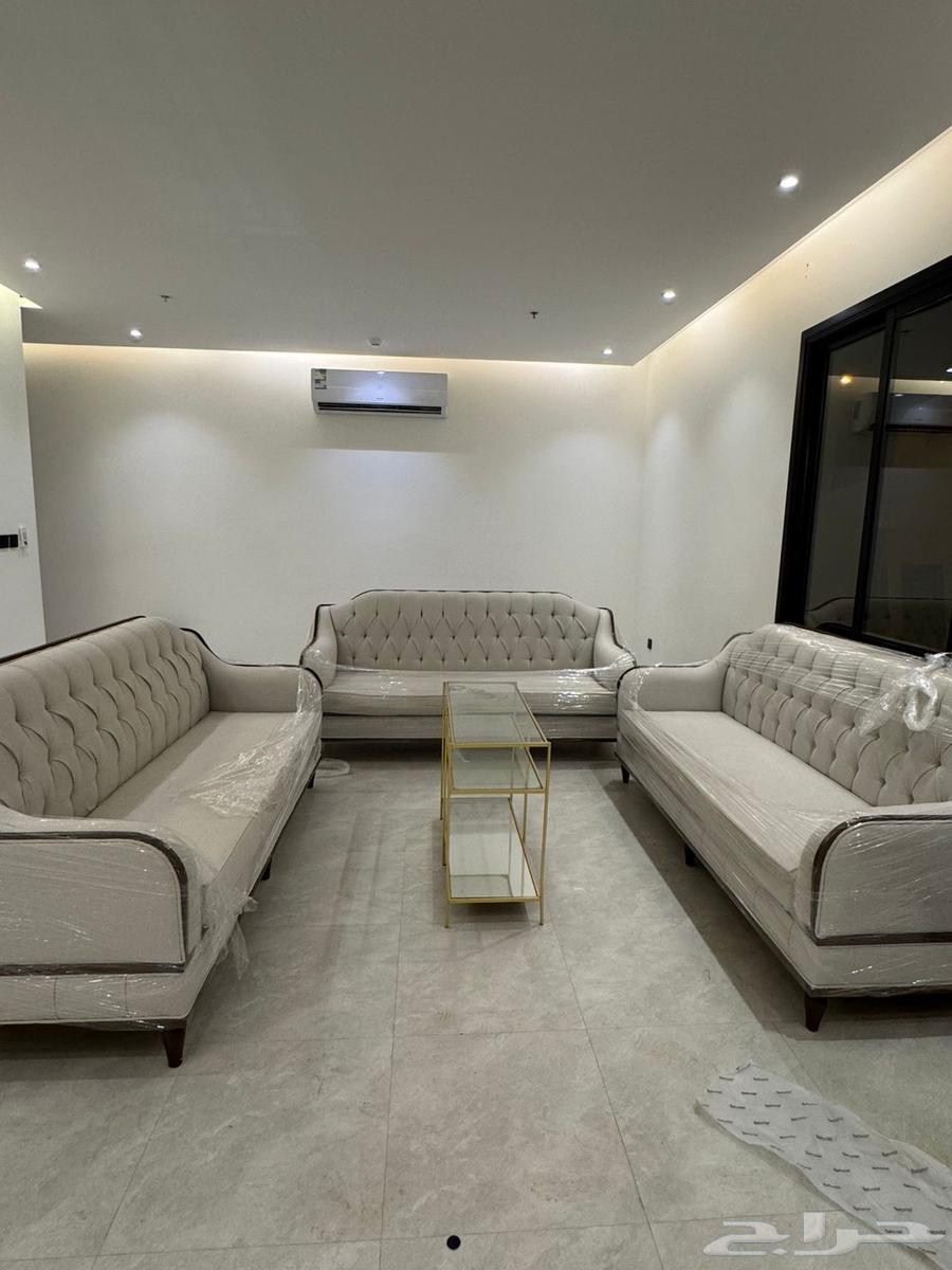High-quality modern sofa for sale, in excellent and almost new condition (sofa only)64449704029315112