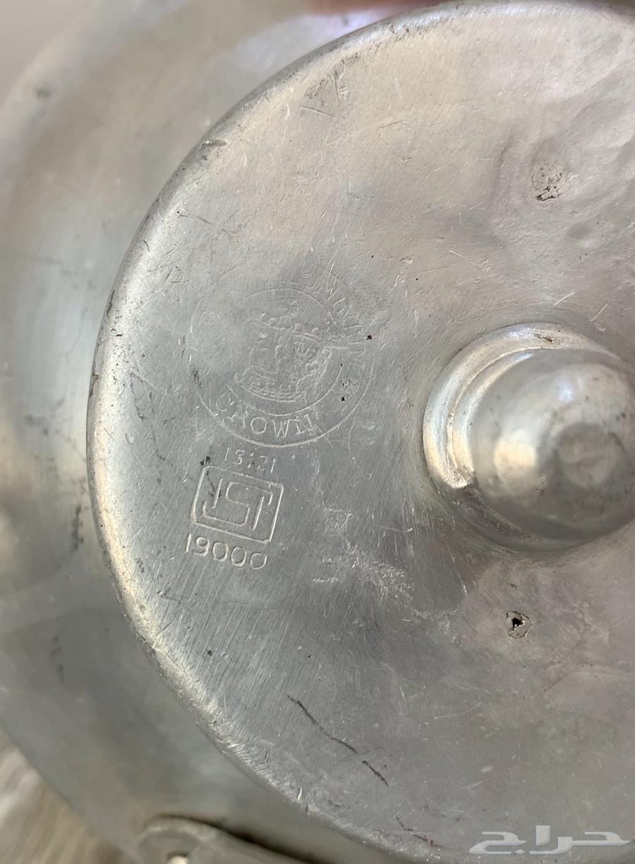 بريق معدن ختمين تاج64454660322179112