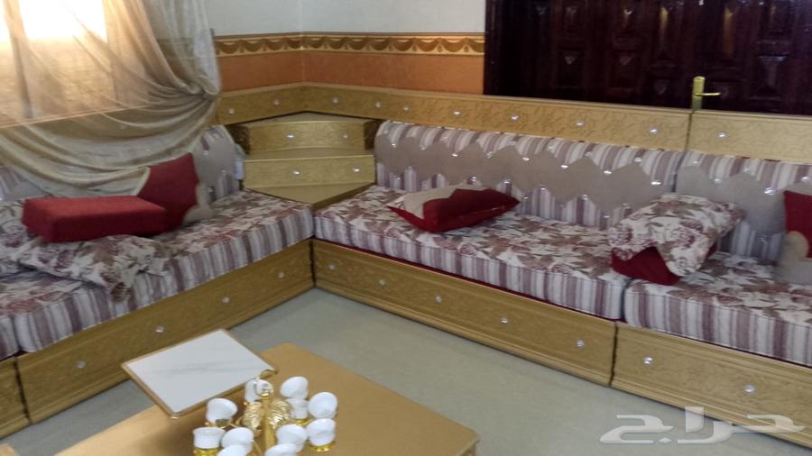 كنب جديد خشب اصلي معروض للبيع64455727861889111