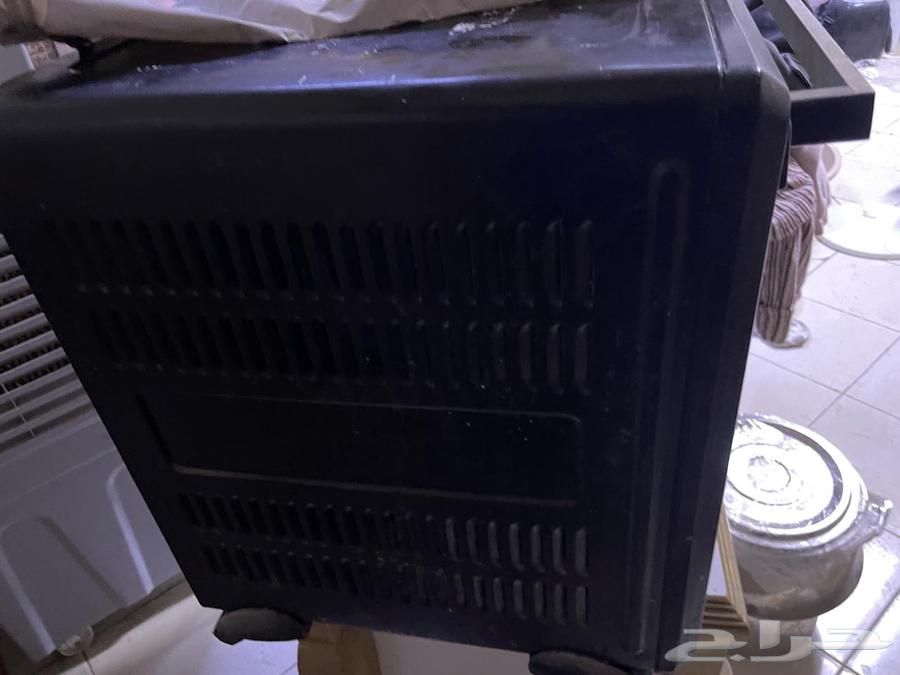 An electric oven and also a complete normal oven in perfect condition with no issues64452644352259111