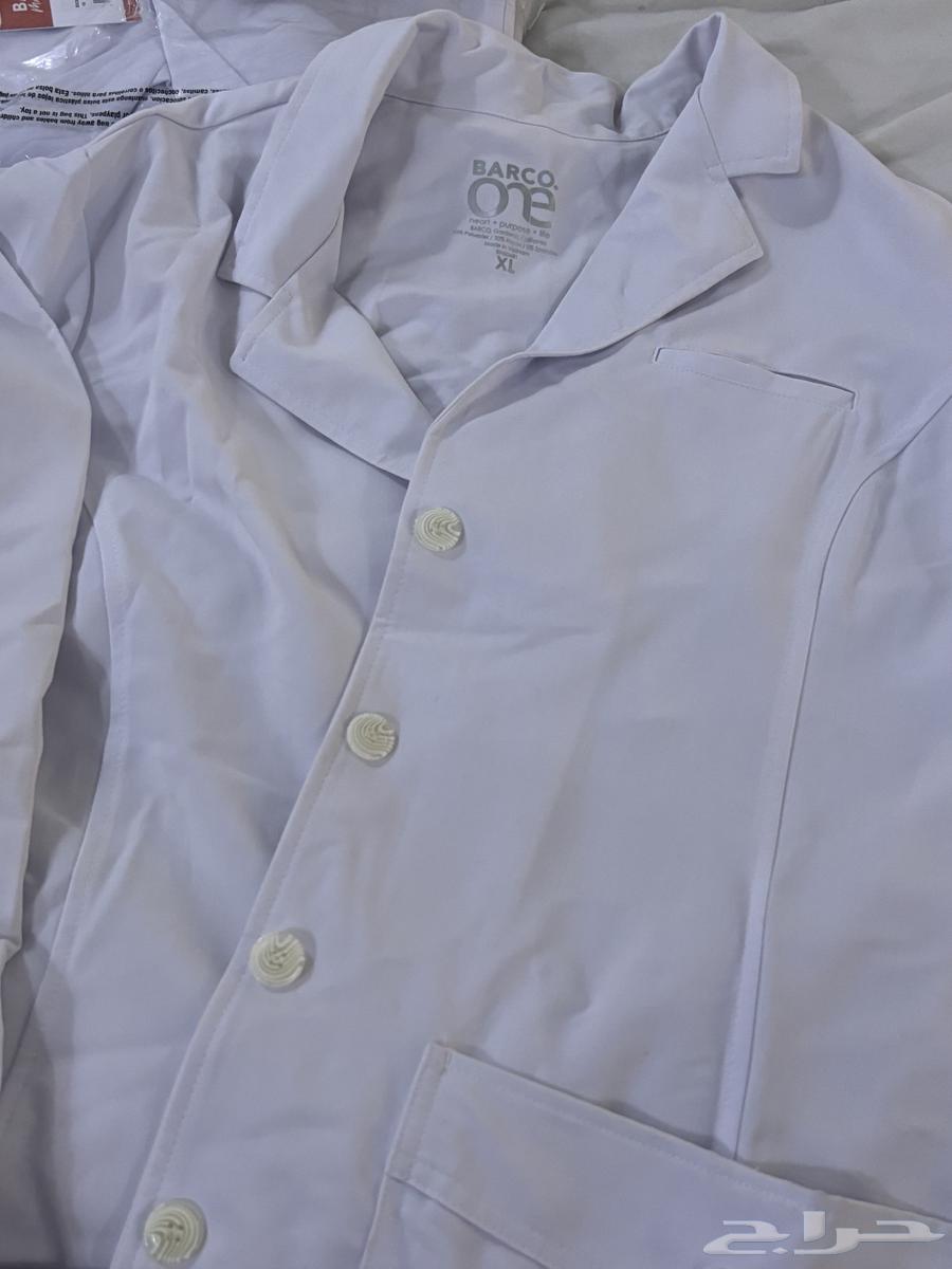 Women's Parka Jackets, One Lightly Used and One Unused, Size XL64450988456323110