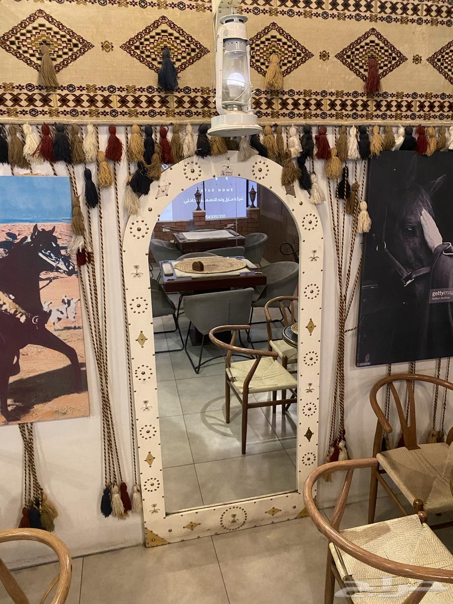 Very clean backgammon chairs and tables, mirror, wall panels, and lights64457185747586114