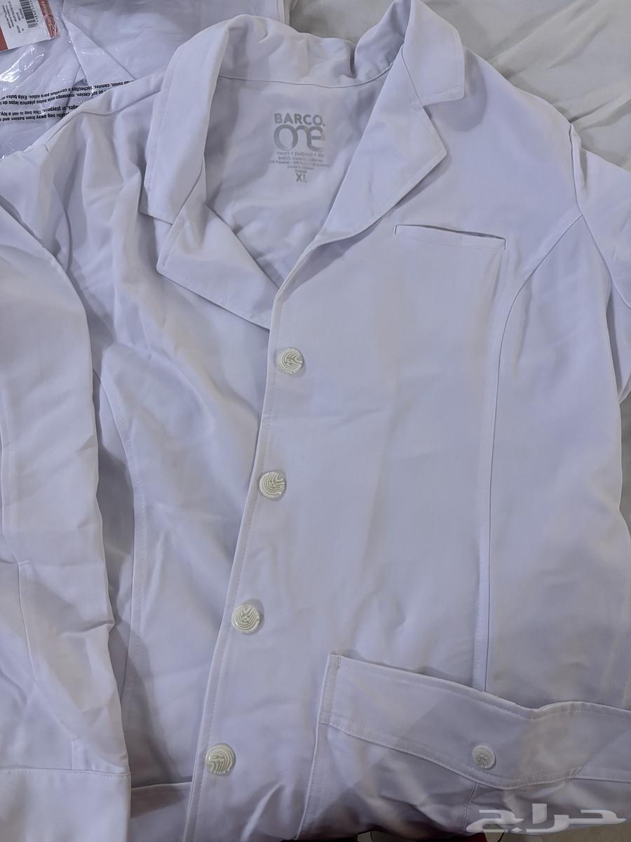 Women's Parka Jackets, One Lightly Used and One Unused, Size XL64450988456323111