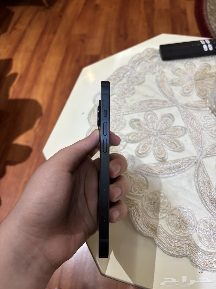 ايفون 13 للبيع64454963846401111