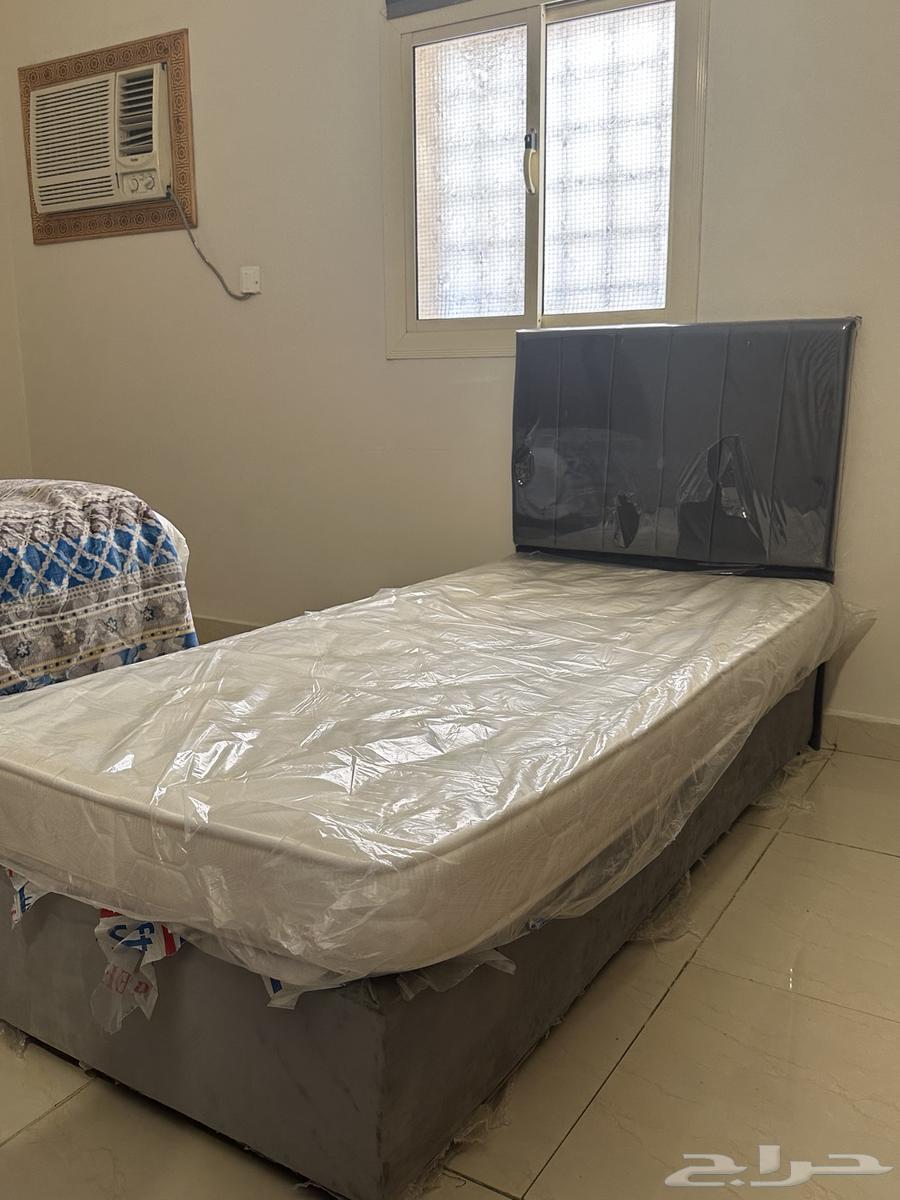 Bed for sale with mattress, price 380, almost new64453353100033111