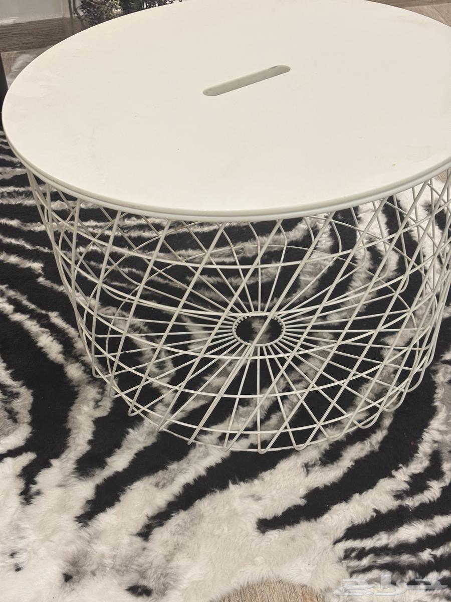 Table from IKEA64449691059585110