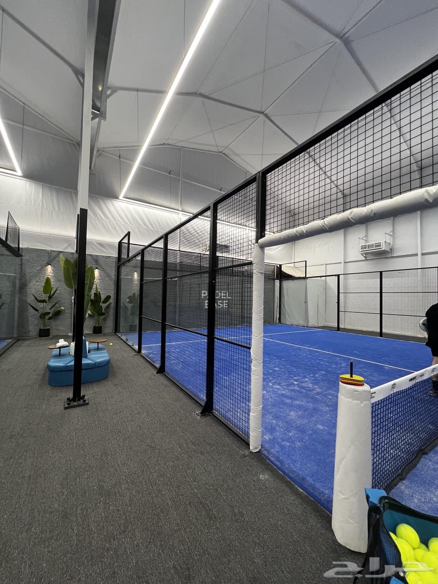 ملعب بادل موندو للبيع64454922679938113