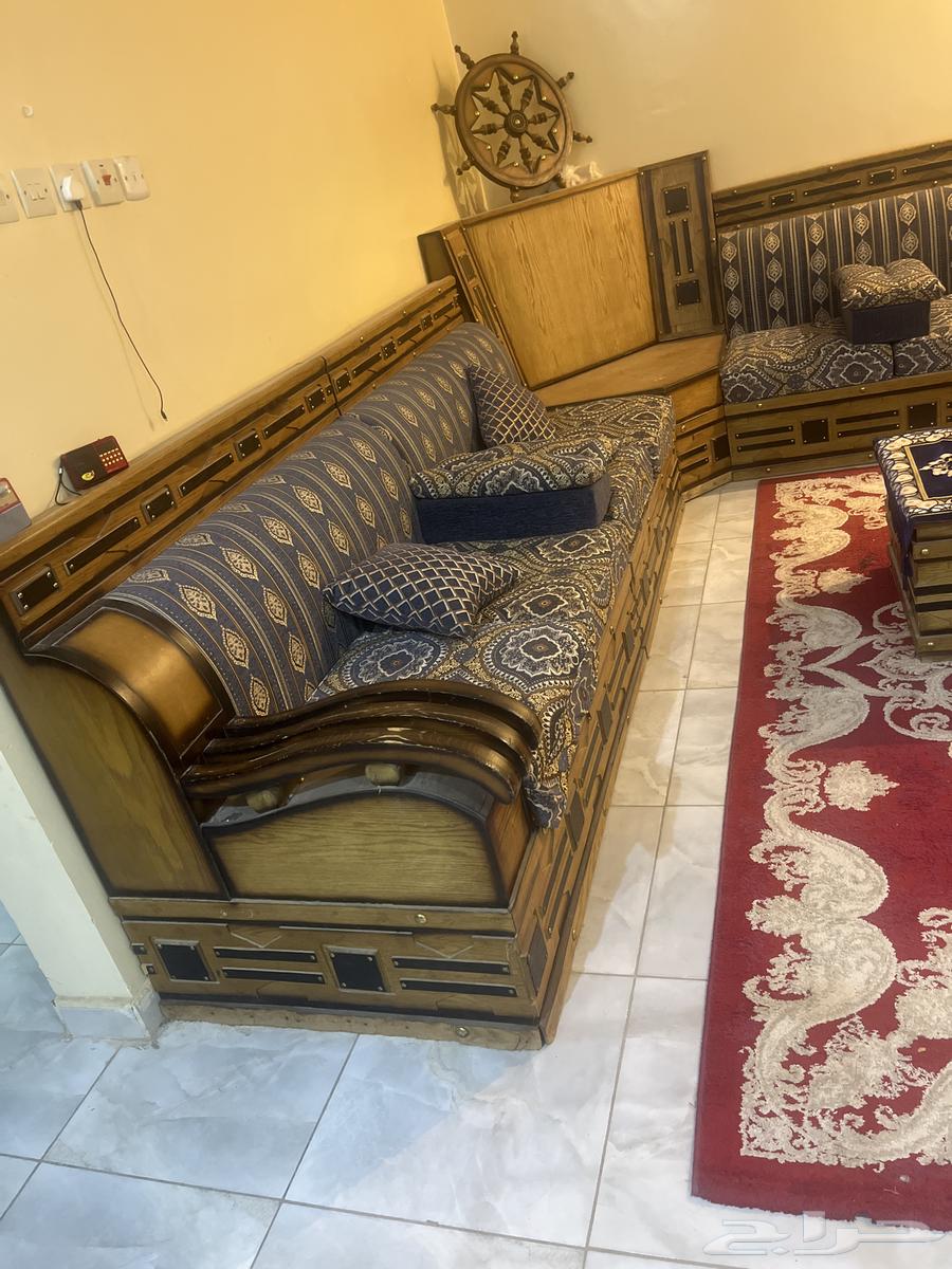 للبيع كنب مجلس وكنب صاله ومساند مقلط64455907712898112