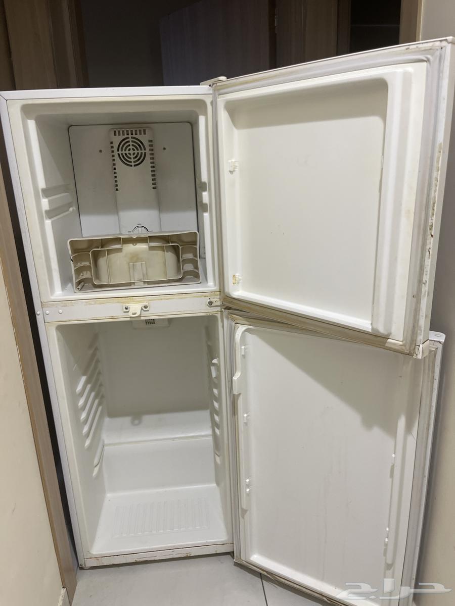 ثلاجه شبه جديد اسبب شرا ثلاجه جديد وموجد العلاقه64452970446593110