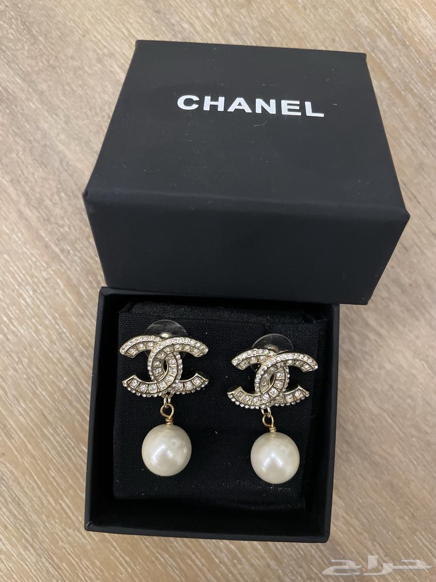 حلق شانيل جديد بكامل ملحقاته64453353090818113