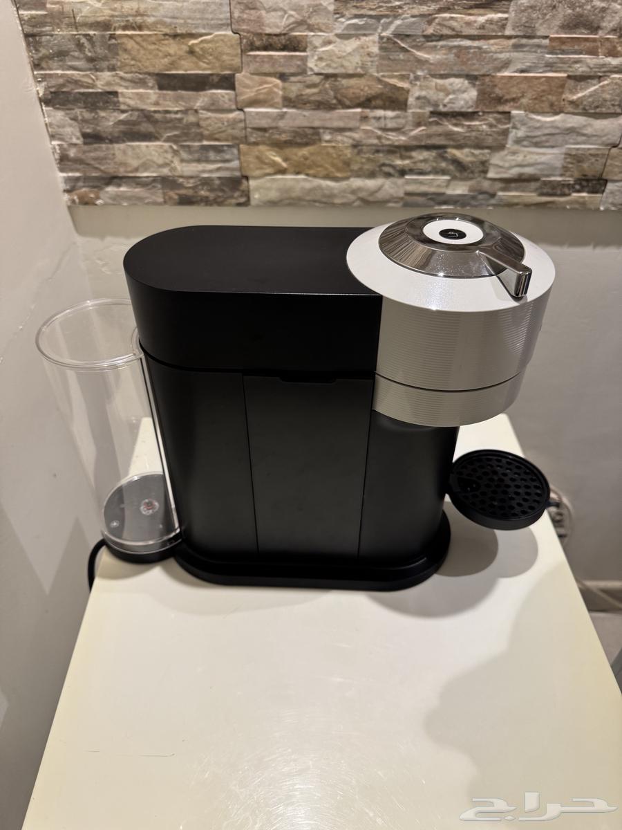 Nespresso Vertuo Next Coffee Machine in Excellent Condition64453366890242111