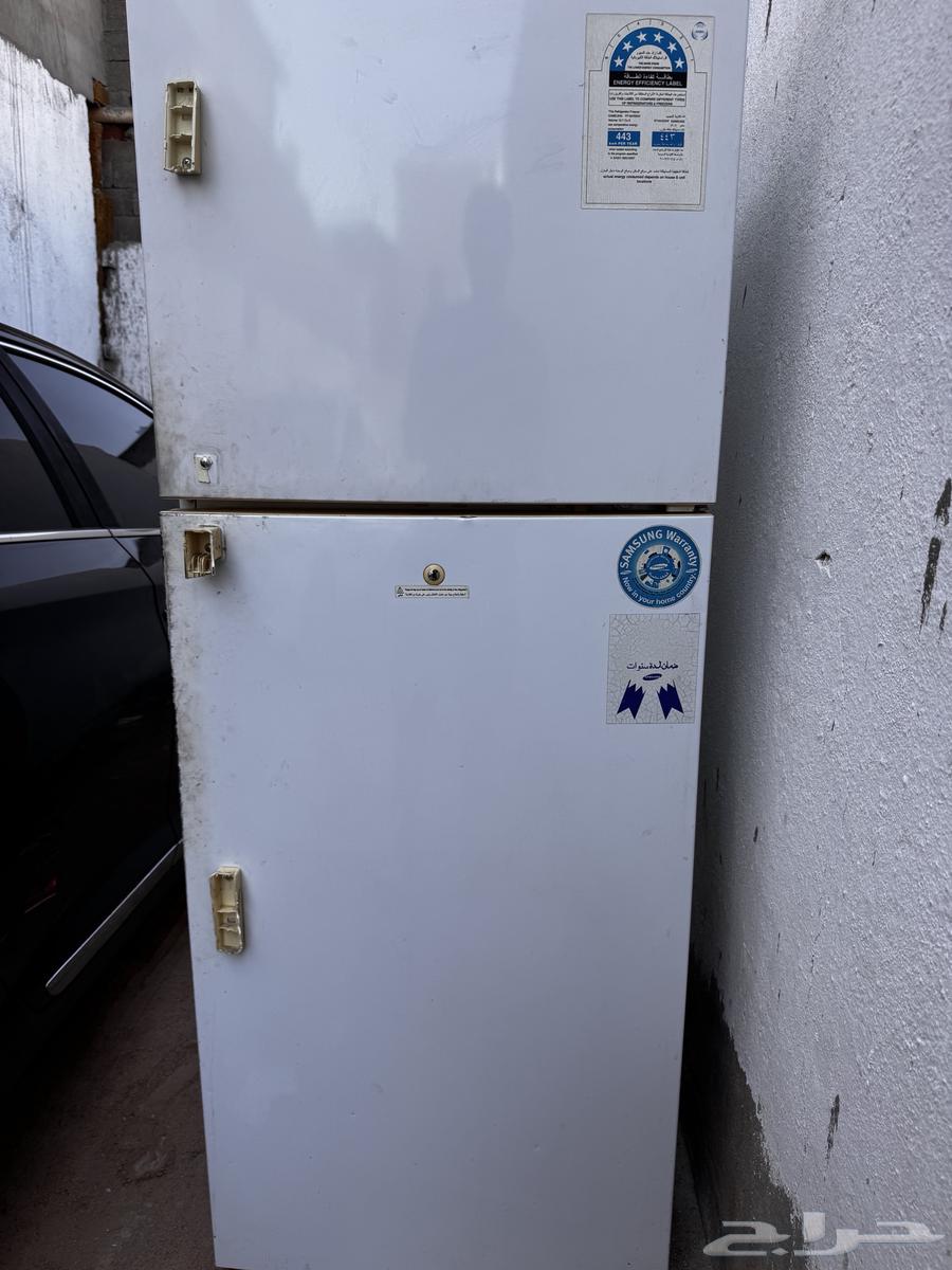 Samsung 12 cubic feet refrigerator, conditional64449770346371114