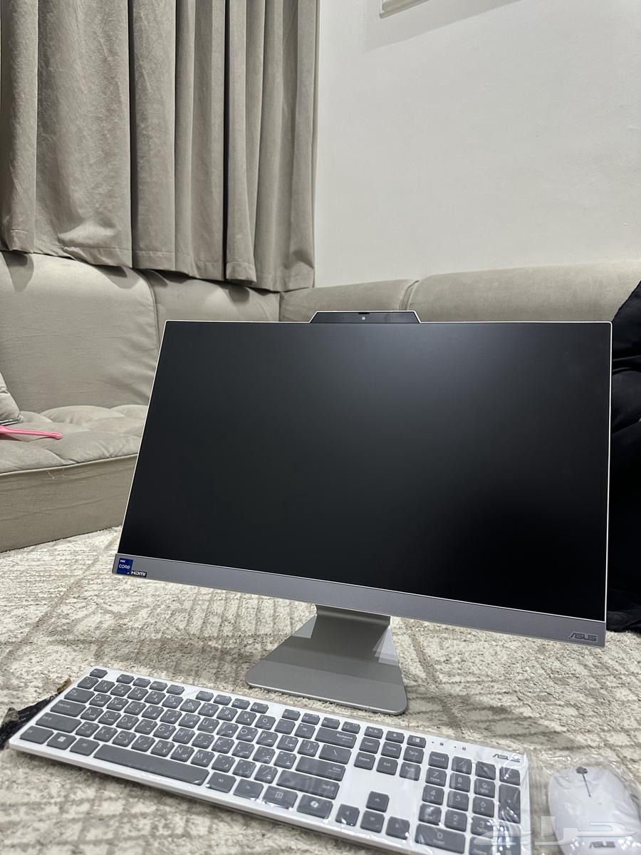 Computer64453972048258112