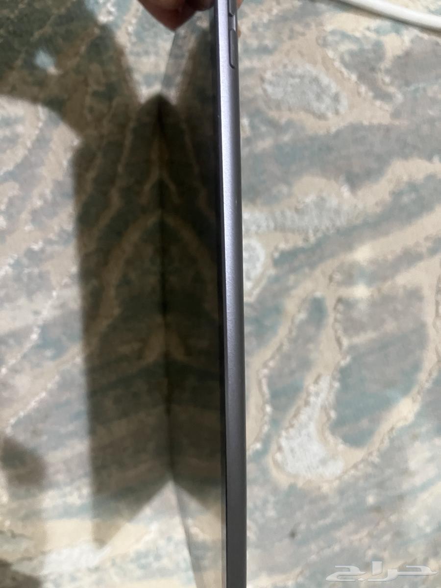 ايباد الجيل الثامن64451632700035112