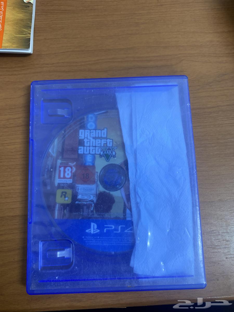 شبه جديدgta 5 ps4 ب40  قابل للتفاوض64456968260609112