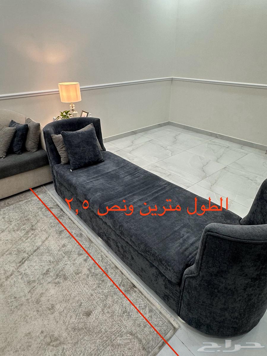 Sofa set, gas oven, floor seating with backrests and curtains64456227090819112