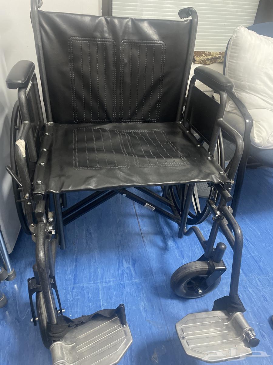 Used but in good condition, large size wheelchair.64450704539009111