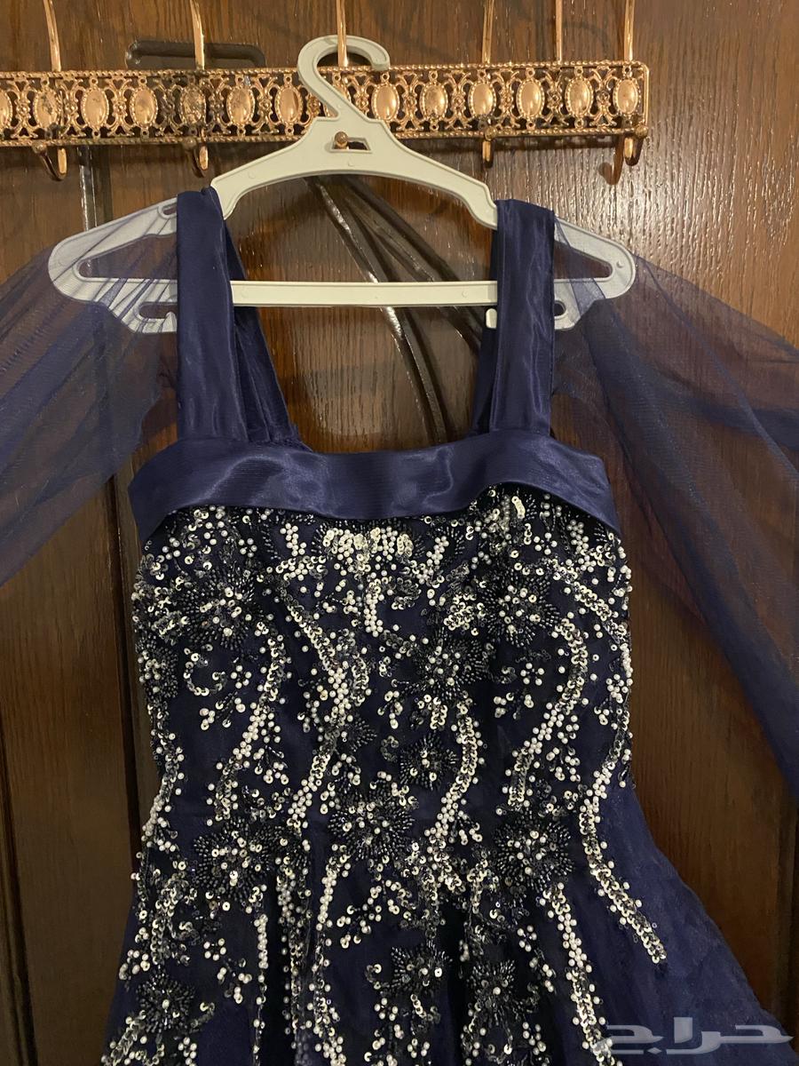 A dress I wore once, bought for 400, I want to sell it for 100 riyals64451365557891112