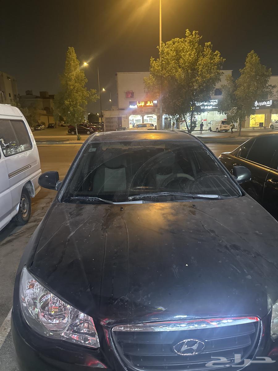 سياره لبيع هونداي اللون اسود 201064621530061570111