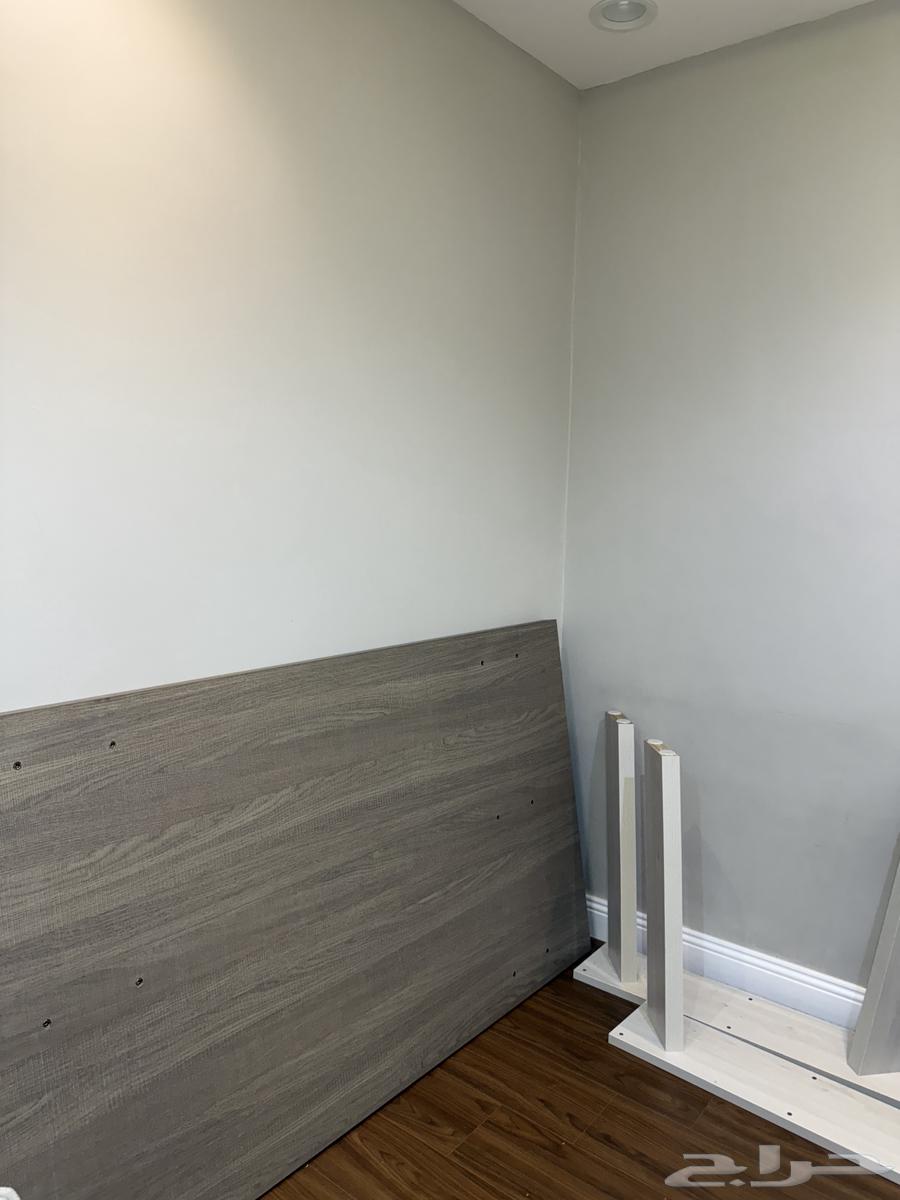 Dining table64452563120641110