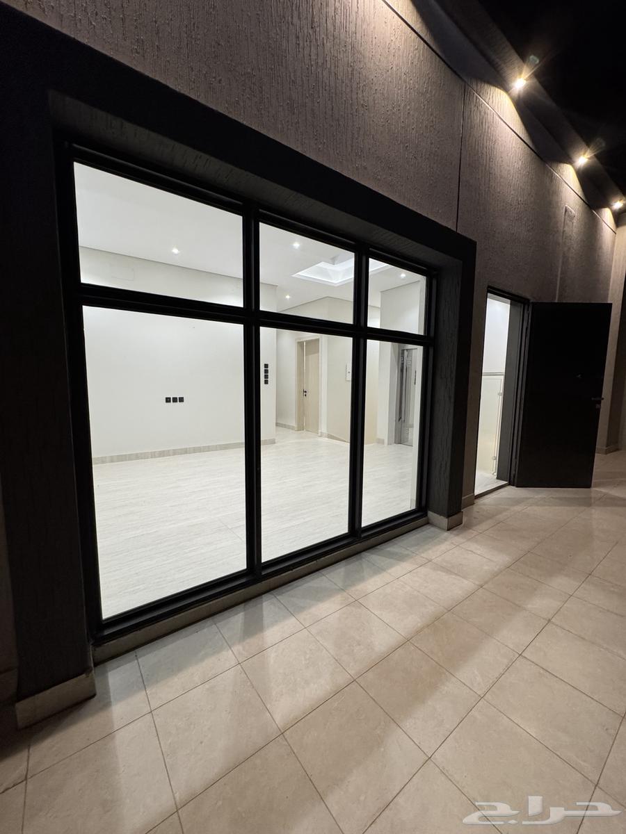 Modern villa in prime location with attractive price64142591950210112