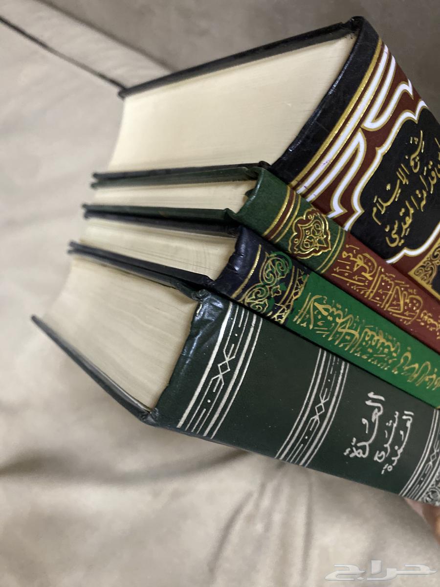 4 books in jurisprudence - Al-Kafi - Explanation of Umdat al-Fiqh - Manhaj al-Salikin64456476264579111
