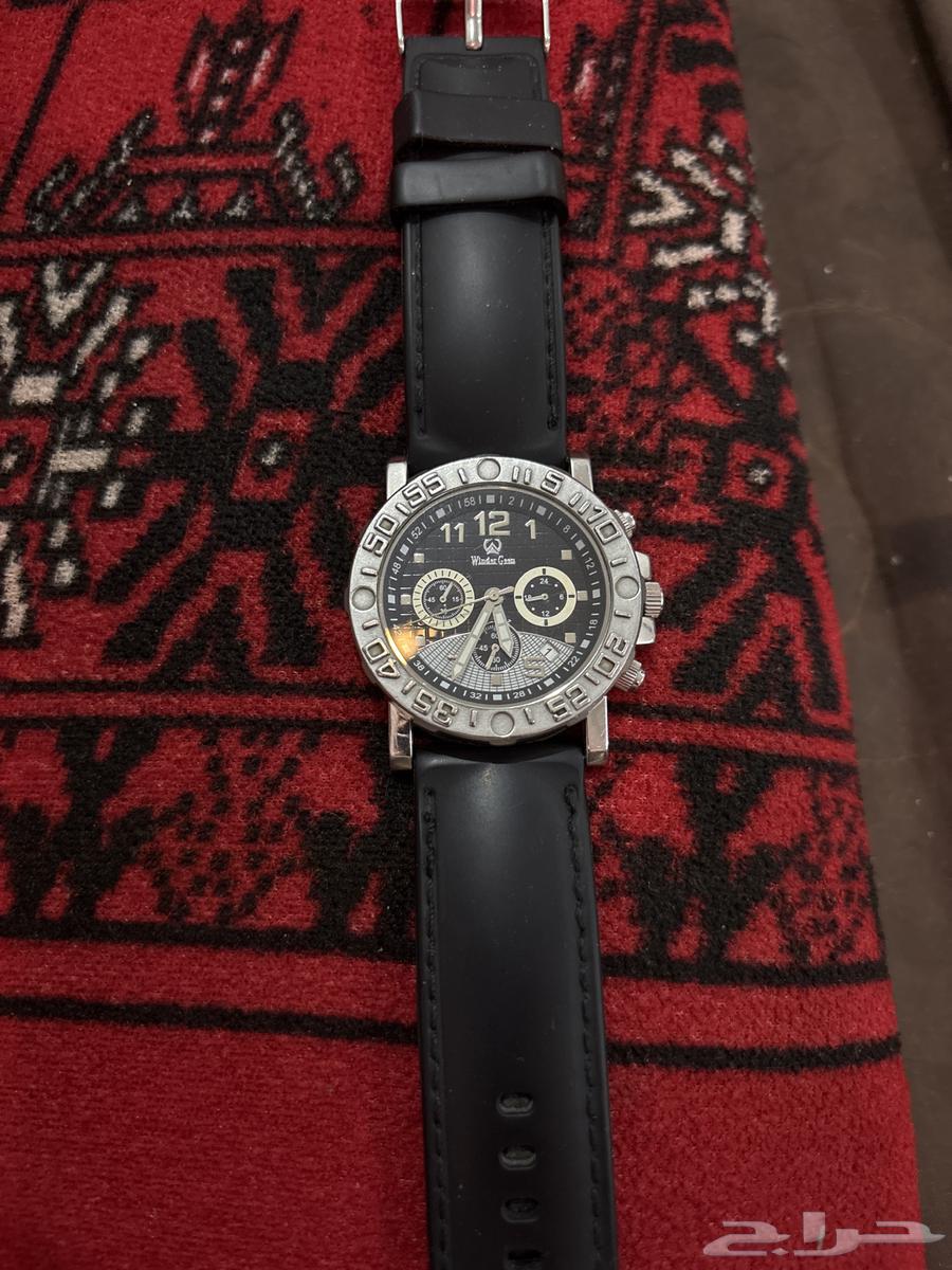 يوجدساعه سوسري نبرجينس الاصليه للبيع وساعه سواتش للبيع64455810400001110
